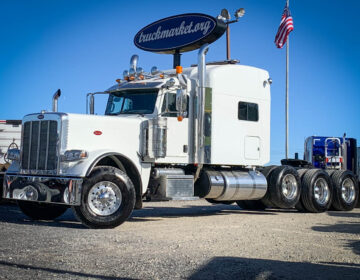 2016 PETERBILT 389 TRI AXLE SLEEPER 317055