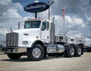 1999 KENWORTH T800 PRE ELOG DAYCAB 790457