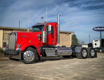 2018 KENWORTH W900L DAYCAB 216895
