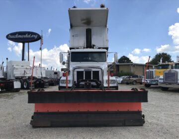 2001 FREIGHTLINER  FLD112  DUMP TRUCK J40142