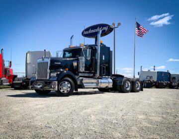 2017 KENWORTH W900L SLEEPER 153562