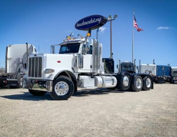 2018 PETERBILT 389 DAYCAB 433183