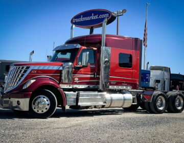 2019 INTERNATIONAL LONESTAR SLEEPER 425255