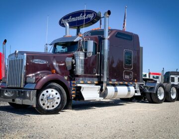 2015 KENWORTH W900L GLIDER KIT 484831