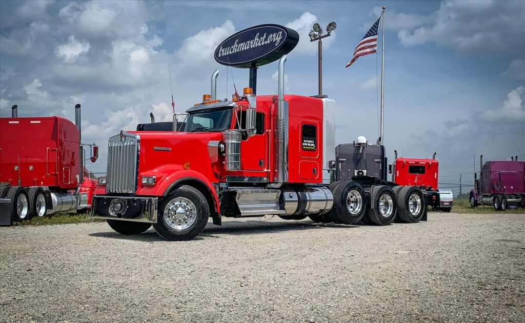 2016 KENWORTH W900L SLEEPER