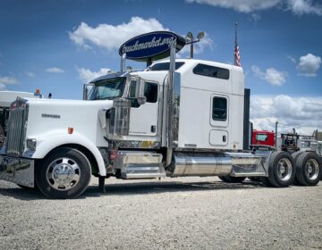 2015 KENWORTH W900L ICON 900 PRE ELOG GLIDER KIT 111970