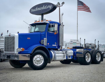 2004 PETERBILT 357 DAYCAB 813368