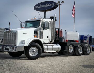 2012 KENWORTH T800W TRI AXLE HYDRAULIC WINCH TRUCK 297232