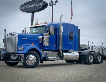 2016 FREIGHTLINER COLUMBIA GLIDER KIT DAYCAB GX7403
