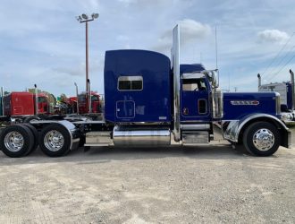 2014 PETERBILT 388 TRI AXLE DAYCAB 241045