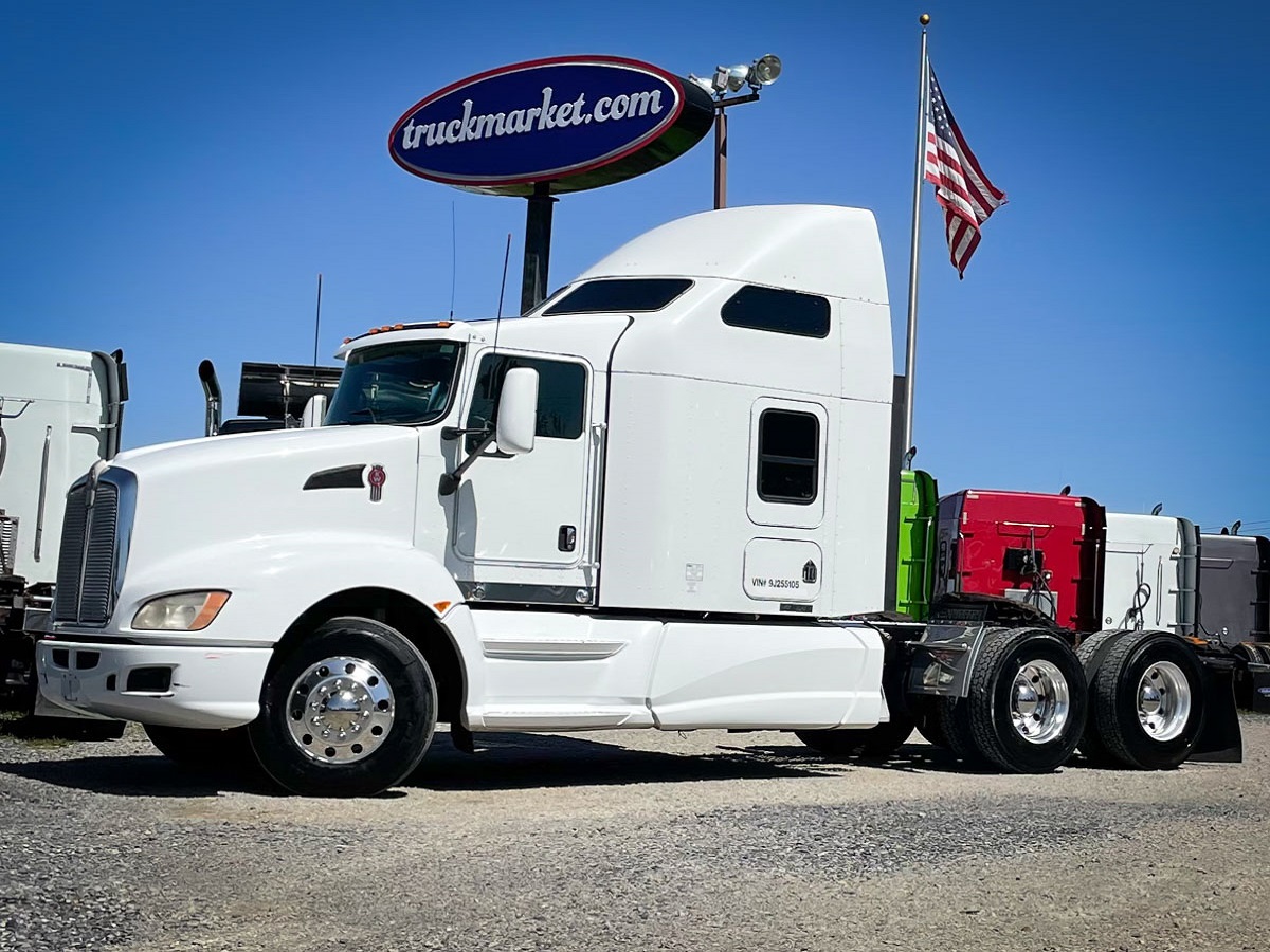 2009 KENWORTH T660 SLEEPER