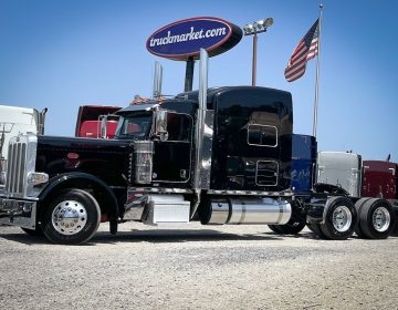 2021 Peterbilt 389 Sleeper 751029