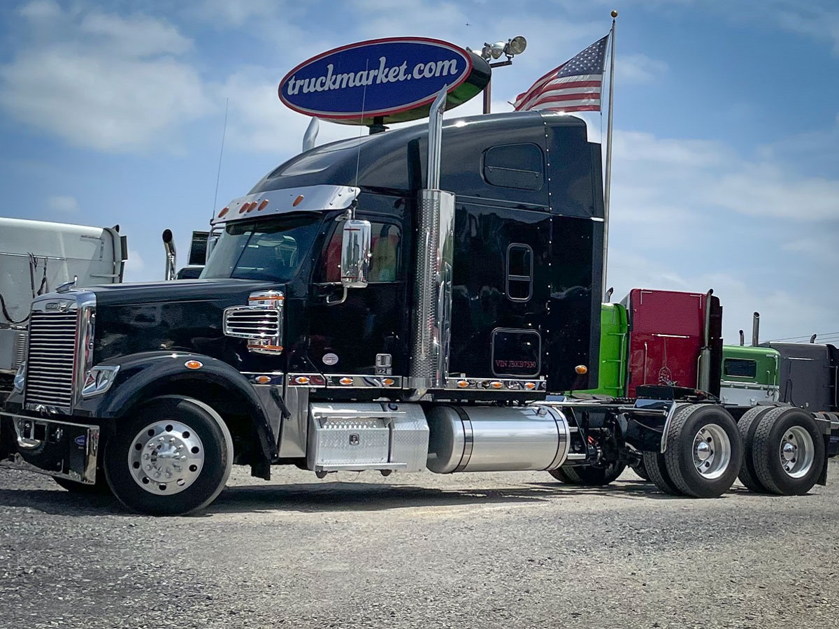 2018 FREIGHTLINER CORONADO SLEEPER