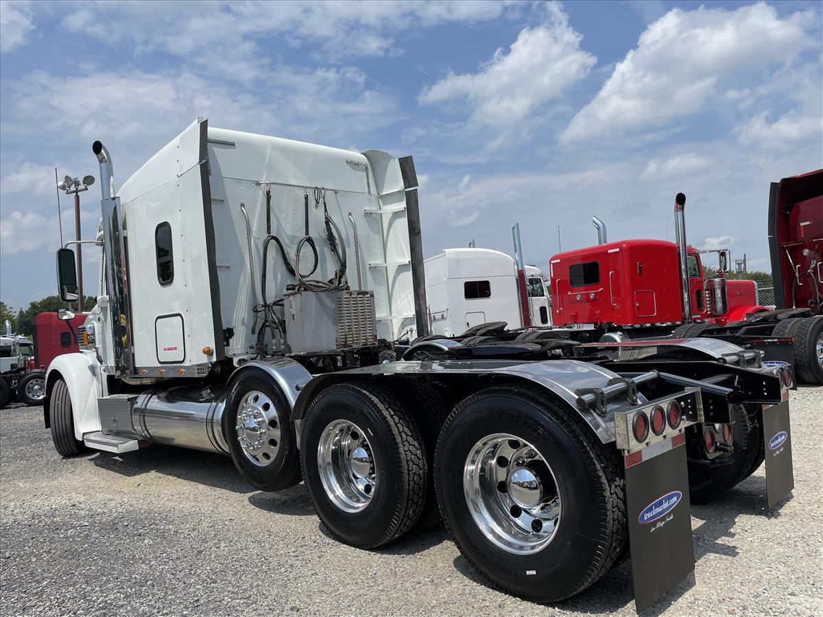 2016 FREIGHTLINER CORONADO TRI AXLE GLIDER KIT GS5265TR - Truck Market