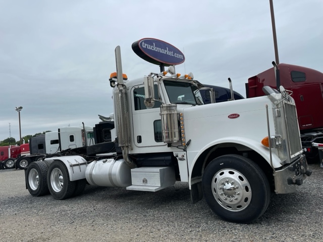 2006 PETERBILT 379EXHD DAYCAB
