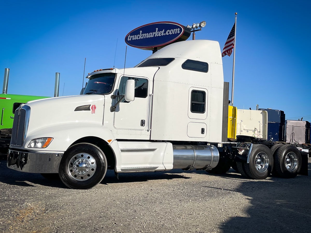 2016 KENWORTH T660 GLIDER KIT