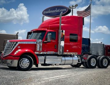 2019 International Lonestar Sleeper 332038