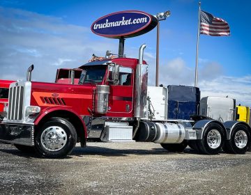 2018 Petrbilt 389 Daycab 422972