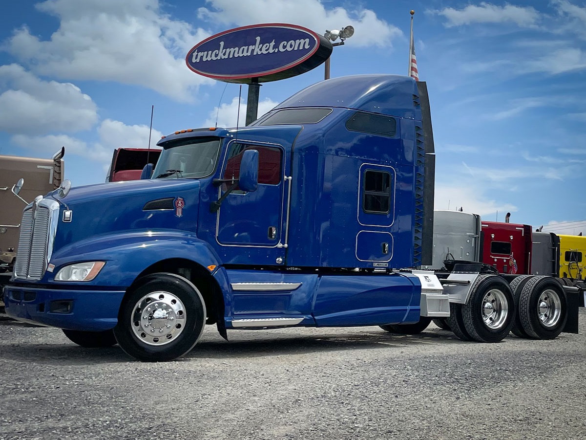 2015 KENWORTH T660 GLIDER KIT
