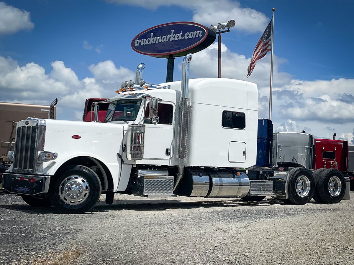 2023 PETERBILT 389 SLEEPER