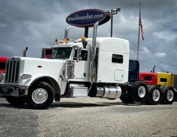 2020 Peterbilt 389 Tri Axle Sleeper 711408