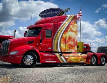 2014 Peterbilt 579 Sleeper 220400