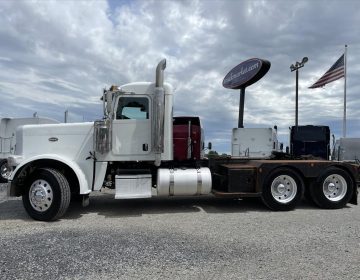 2014 Peterbilt 388 Daycab 219737dc