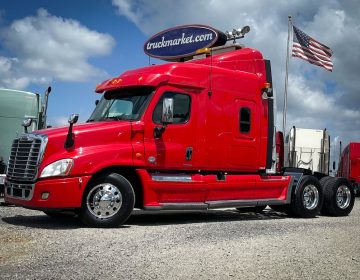 2012 Freightliner Cascadia Sleeper Bl6181