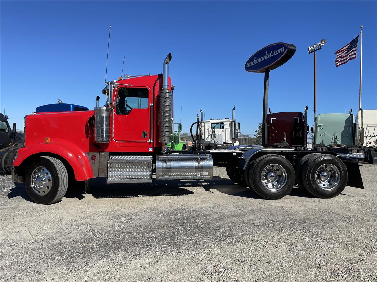 2014 KENWORTH W900L DAYCAB GLIDER KIT 452723 Truck Market