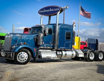 2018 Kenworth W900l Sleeper 202609