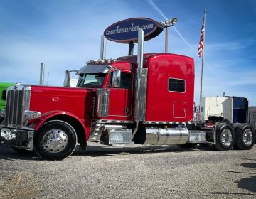 2023 Peterbilt 389 Sleeper 892406