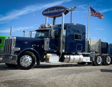 2020 Peterbilt 389 Sleeper 641979