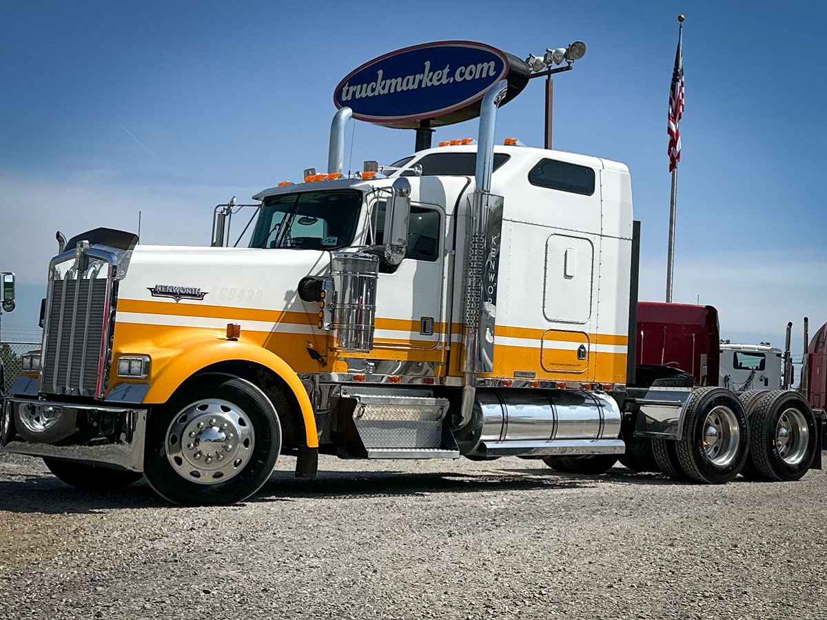 2000 KENWORTH W900L SLEEPER