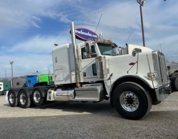 2020 Peterbilt 389 Tri Axle Sleeper 667324