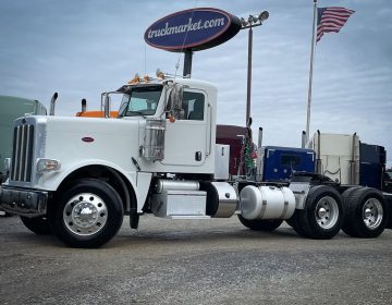 2019 Peterbilt 389 Daycab 269532