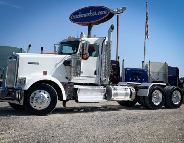 2018 Kenworth W900l Daycab 213763