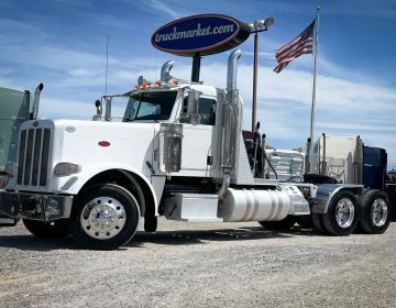 2009 Peterbilt 388 Daycab 782465
