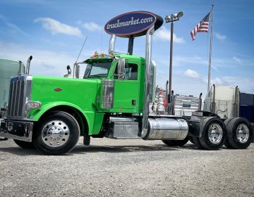2017 Peterbilt 389 Daycab Glider Kit 454307