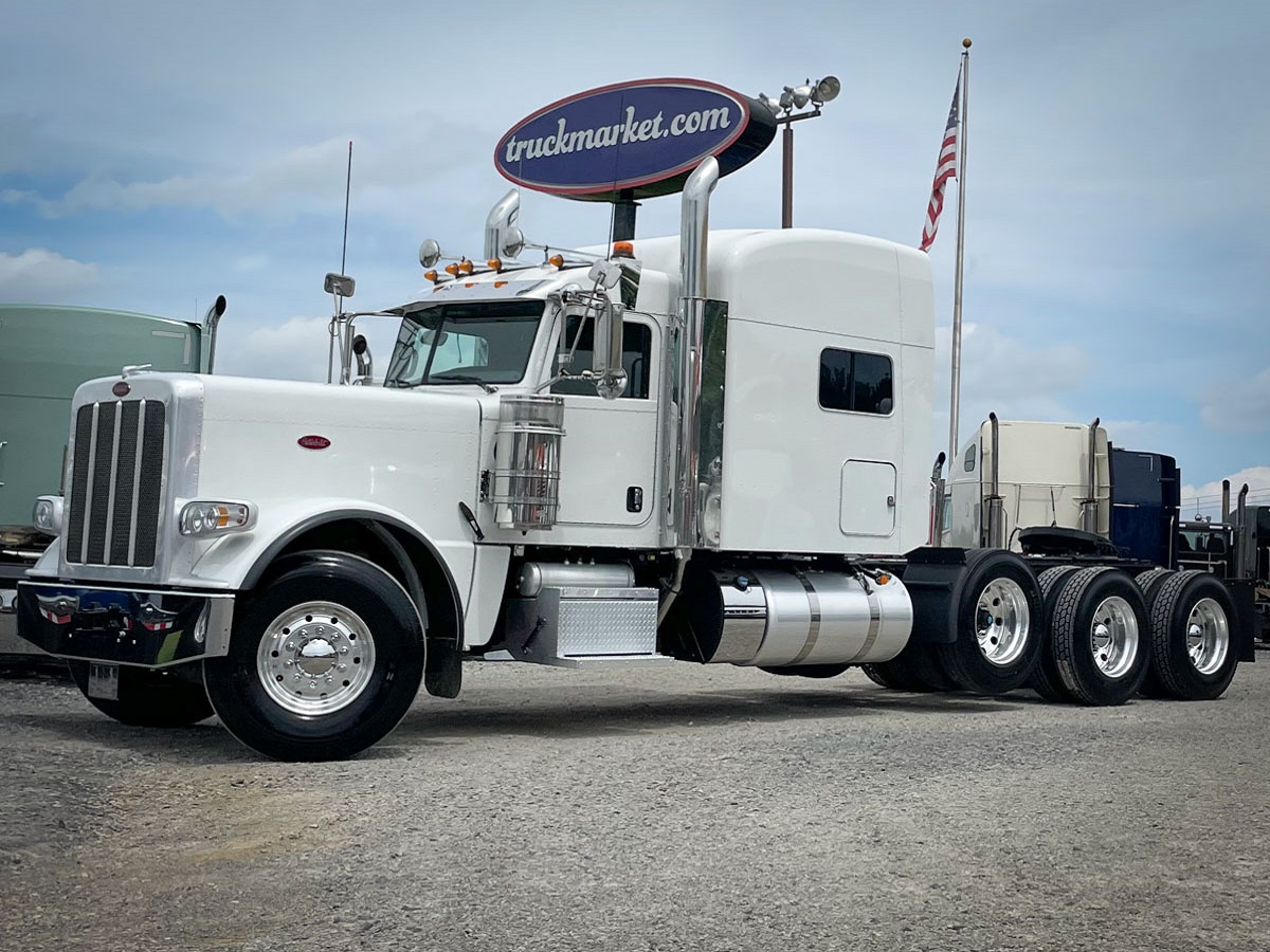 2022 PETERBILT 389 TRI AXLE SLEEPER