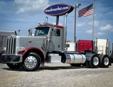 2022 Peterbilt 389 Daycab 801066