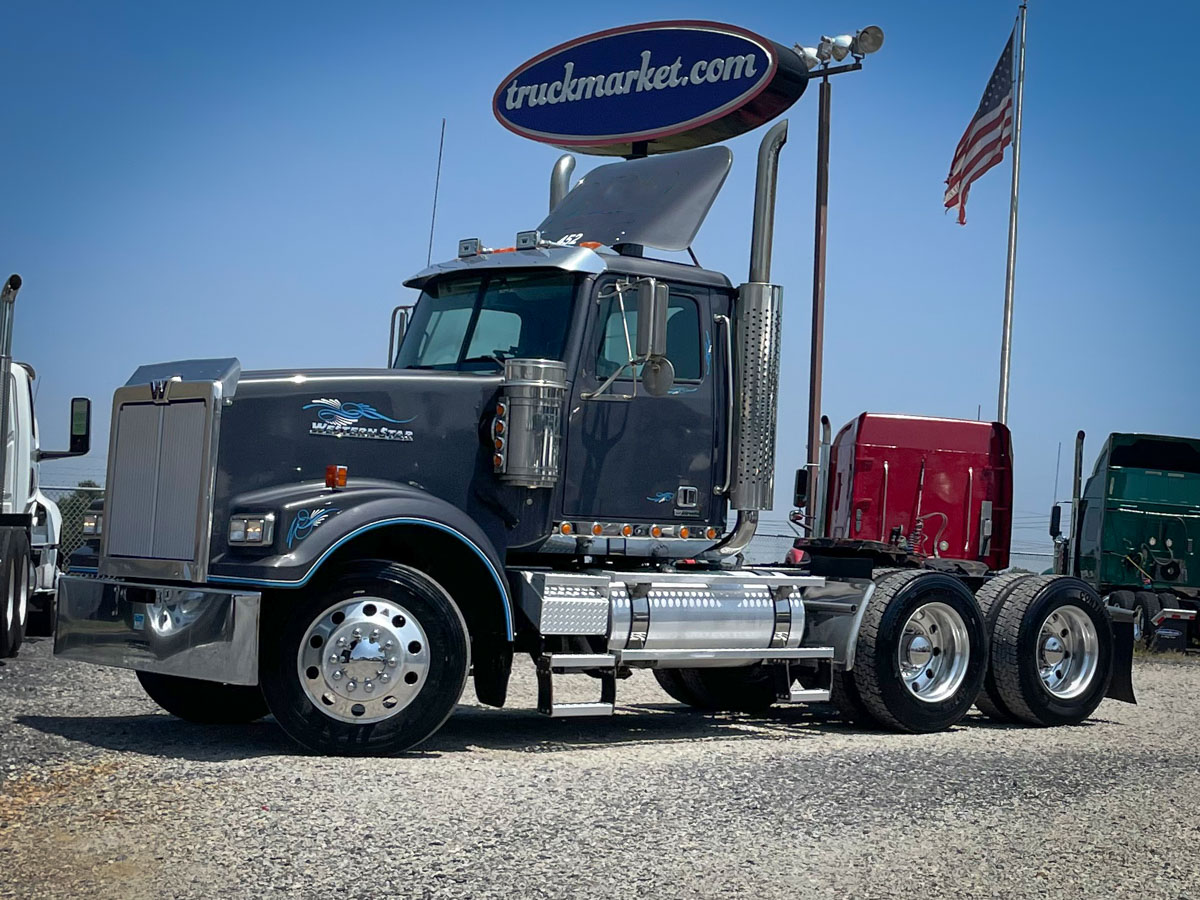 2015 WESTERN STAR 4900FA DAYCAB GLIDER KIT