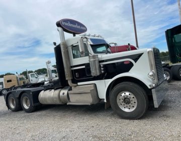 2014 Peterbilt 388 Hydraulic Winch Truck 236955