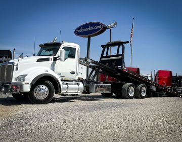 2016 Kenworth T880 Rollback 498200