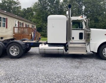 2020 Peterbilt 389 Sleeper 686889