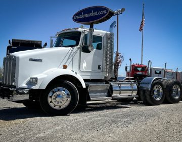 2010 Kenworth T800 Daycab 268411