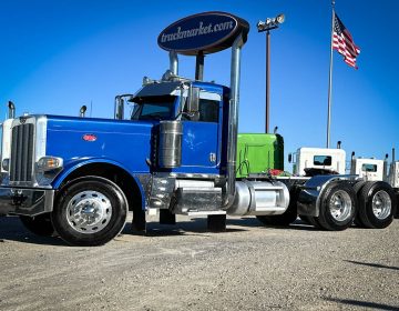 2017 Peterbilt 389 Daycab Glider Kit 456688