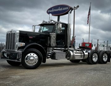 2022 Peterbilt 389 Daycab 785452