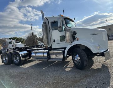 2018 Kenworth T800 Daycab Glider Kit 254337