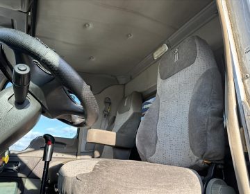 2018 Kenworth T800 Daycab Glider Kit 254337