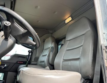 2014 Kenworth W900l Daycab Glider Kit 447018